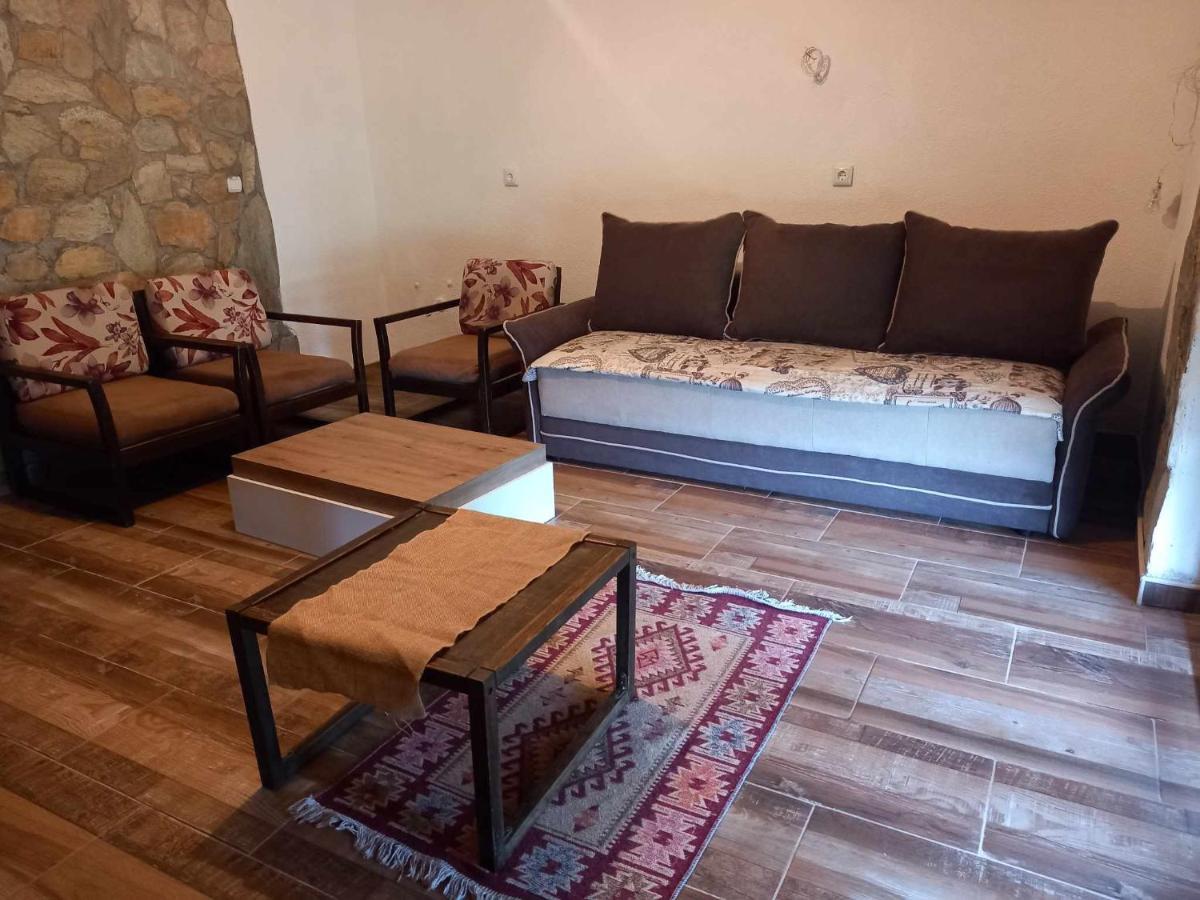 Sermeninski Cardak Apartment Sermenin